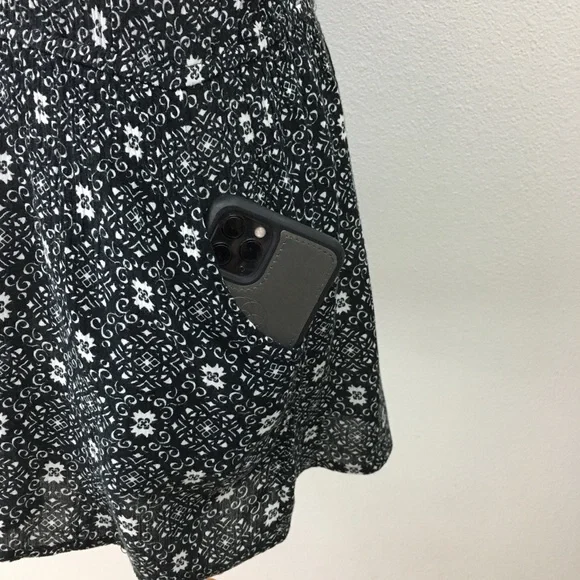 Shorts Romper with Pockets - Picture 5 of 10